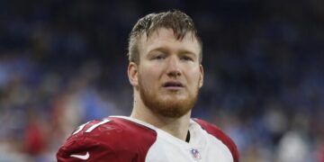 Josh Mauro, Stanford defensive end who spent most of his NFL career with Arizona, dies at 35