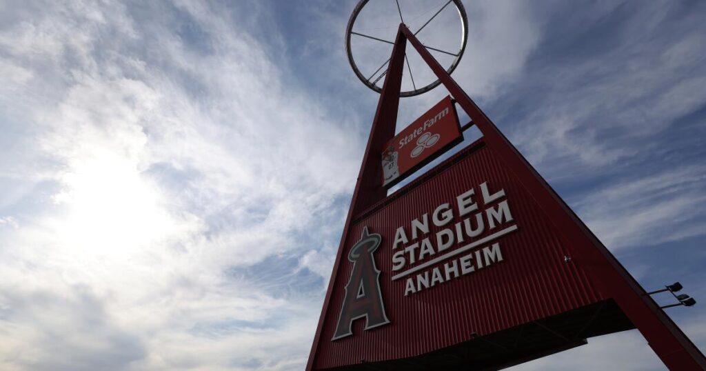 Angels say rodent infestation at one offending stadium concession stand has been cleaned
