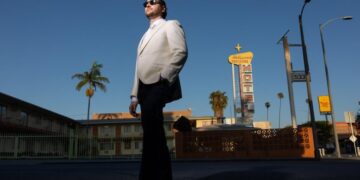 Why this author’s spray-painted ‘Kill Dick’ stencil art is all over L.A. sidewalks