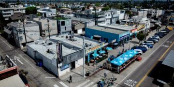 Is he ‘The Venice Karen’ or the victim of an unruly bar scene? L.A. may soon decide