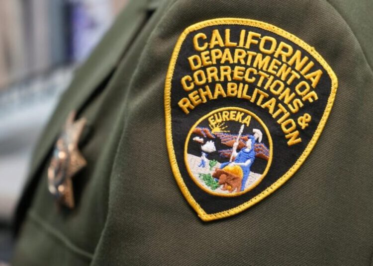 California prison guard charged with smuggling 20 kilos of cocaine