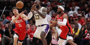 No sweep, big problem for Lakers after Game 4 loss to Rockets