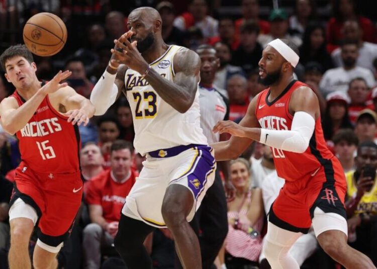 No sweep, big problem for Lakers after Game 4 loss to Rockets