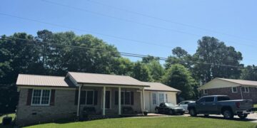 Son of 85-year-old French widow home after 16 days in U.S. immigration custody says she needs rest