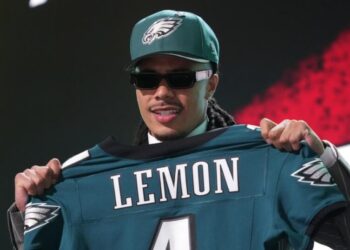 ‘Why is Philly calling me?’ USC’s Makai Lemon was on the phone with another team when Eagles swooped in