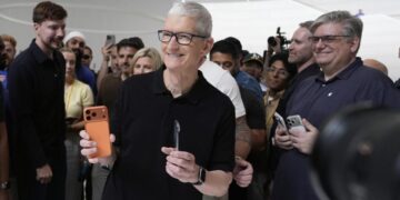 Apple’s next era: After Tim Cook’s dream run, new CEO has to help the company catch up