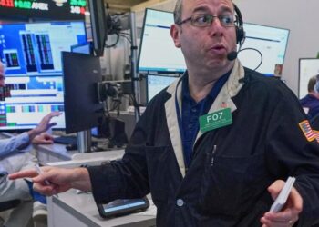 Intel’s best day since 1987 leads the US stock market to more records