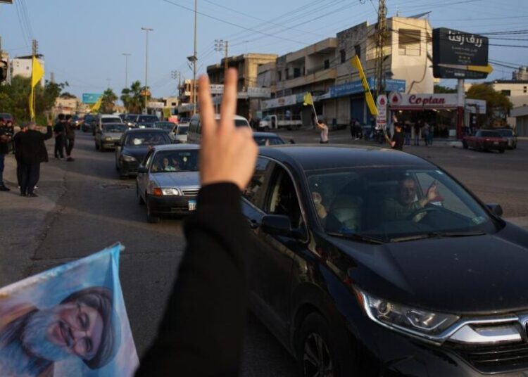 Trump and Iranian foreign minister say Strait of Hormuz is fully open