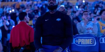 ‘He knows the most’: How LeBron James sets the tone for Lakers entering playoffs