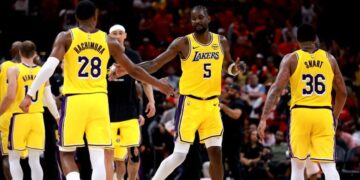 Believe yet? Lakers leave no doubt in stunning comeback win over Rockets