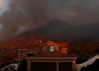 Firefighters contain Southern California brush fires fueled by Santa Ana winds
