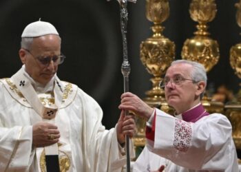 At Easter time, Iranian Christians pray for a new government and freedom of worship as war rages at home