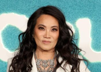 ‘Dr. Pimple Popper’ Sandra Lee had a stroke last fall. Here’s how the TV doc is bouncing back