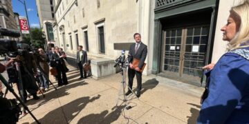 Virginia Supreme Court considers whether to block voter-approved U.S. House map favoring Democrats