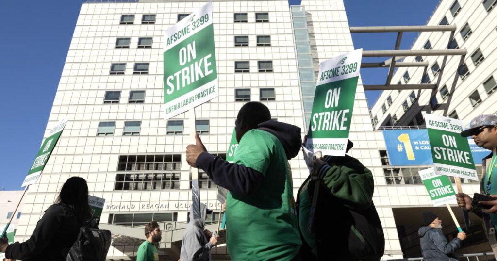 40,000 UC workers threaten statewide strike across hospitals, campuses, dining halls