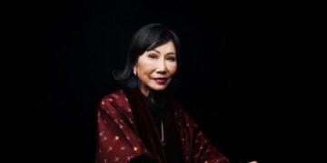 L.A. Times Book Prize honorees toast to writing’s political power: ‘When people rise, empires always fall’