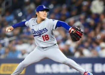 Yoshinobu Yamamoto puts on another show in Toronto as Dodgers extend their win streak