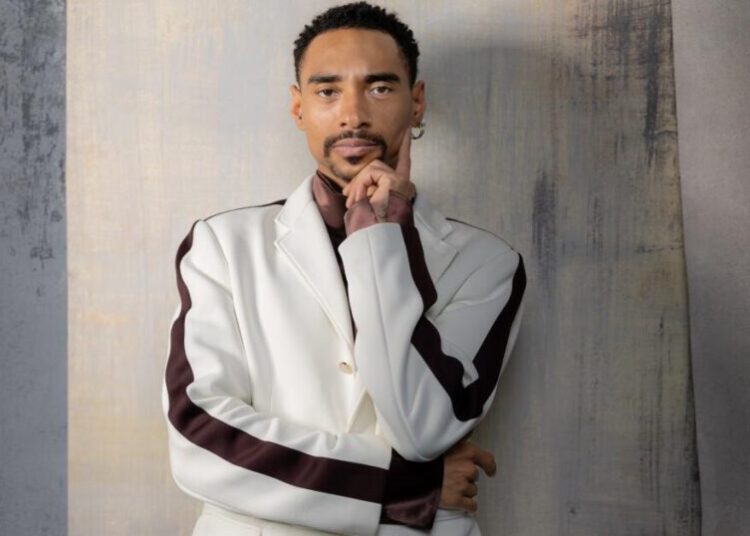 Durand Bernarr stole hearts at the Grammys. Now, he wants to make sure you can’t look away