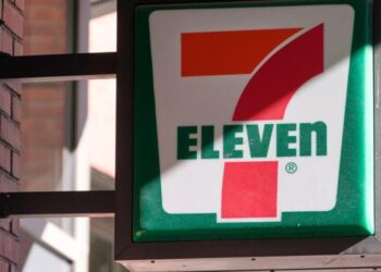 7-Eleven expects to close hundreds of its stores in North America this year