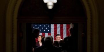 The congressional landmine stirring fears about the midterm election — and a Trump power grab