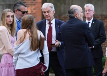 Pasadena clinic received $34 million in Medicare skin graft scam, court documents say