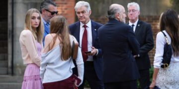 Pasadena clinic received $34 million in Medicare skin graft scam, court documents say