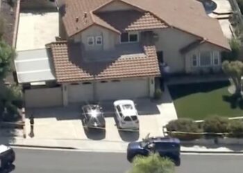 O.C. deputies shoot man who had brandished gun at his ex’s new boyfriend, authorities say