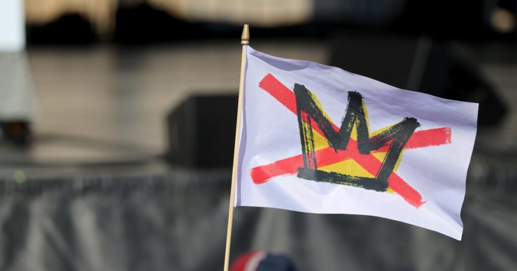 We’re stuck with an unchecked mad king until January