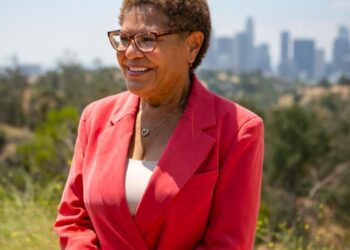 L.A. Mayor Bass offers a hold-the-line budget, with no layoffs and few increases in services