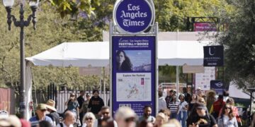 Crowds pack USC campus on opening day of L.A. Times Festival of Books