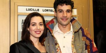 Aubrey Plaza and Christopher Abbott are having a baby