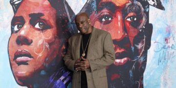 Tupac’s stepbrother files wrongful death suit, cites new turns in 29-year-old murder case