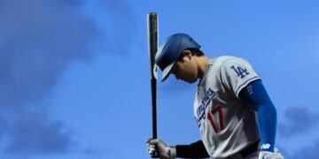 Offense takes the night off as Dodgers fall to the Giants