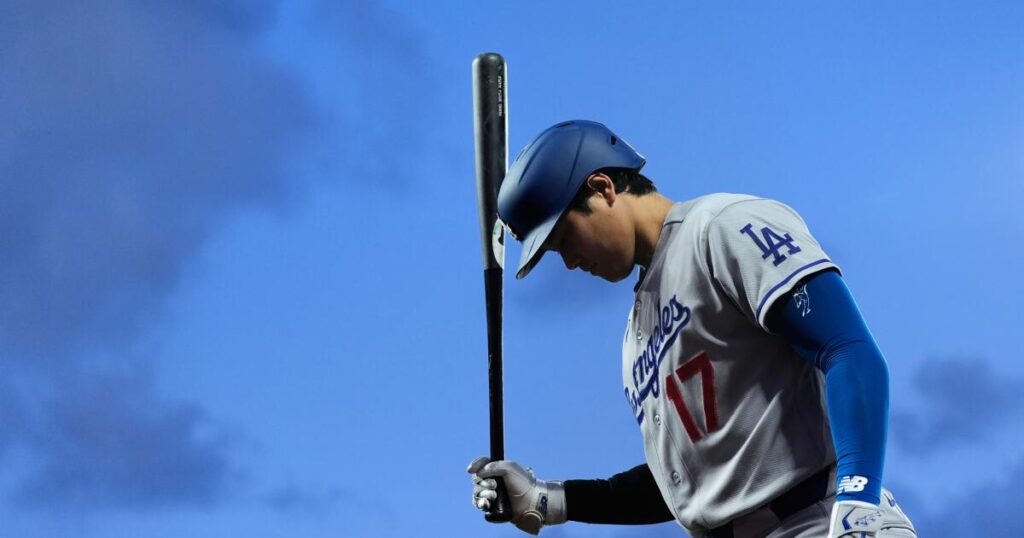 Offense takes the night off as Dodgers fall to the Giants