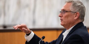 Camp Mystic security guard says an early evacuation order could have saved lives