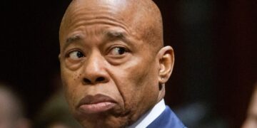 Eric Adams, former ‘international mayor’ of New York City, becomes an Albanian citizen