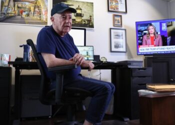 For more than 30 years — day in, day out — he’s chronicled California. One paragraph at a time