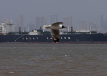 Trump claims Iran president wants ceasefire; no response from Iran