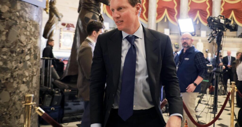 Paramount wants FCC to approve increased foreign ownership in Warner Bros. Discovery deal