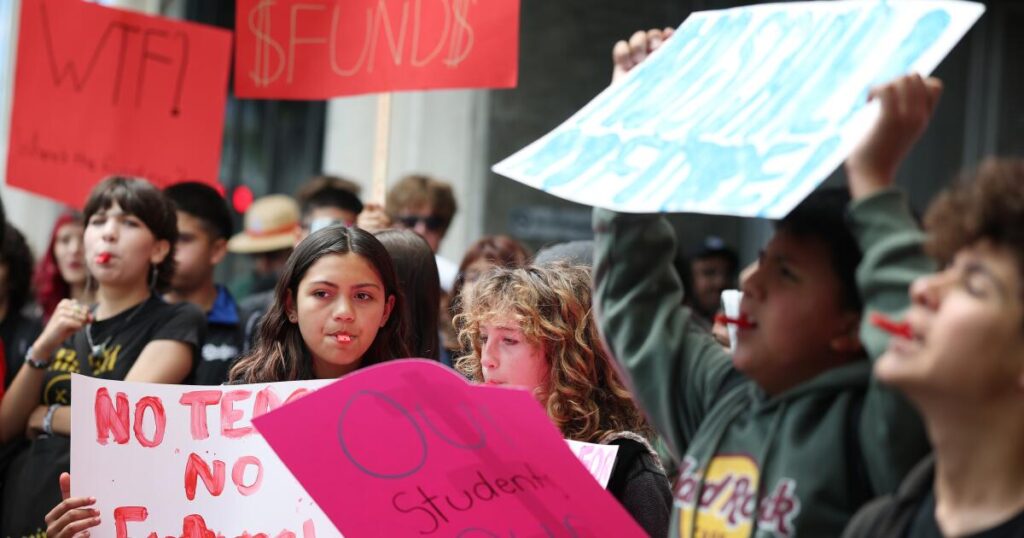 Anxiety mounts as LAUSD families await word of strike and closed schools Tuesday