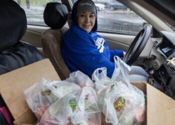 LAUSD strike preparations: Where families can find free food, childcare and other help