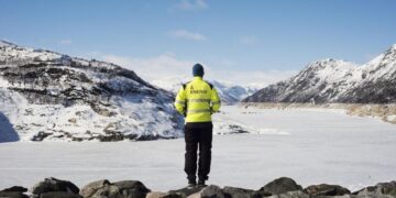 A winter without snow depletes Europe’s clean energy reservoir