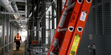 ‘You’re a liar.’  Why the world’s biggest building boom has run into a wall in California