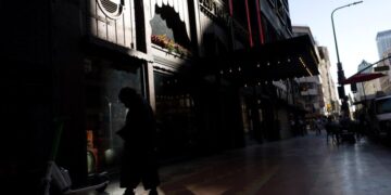 We should follow the example of the original Clifton’s owner, who treated everyone fairly