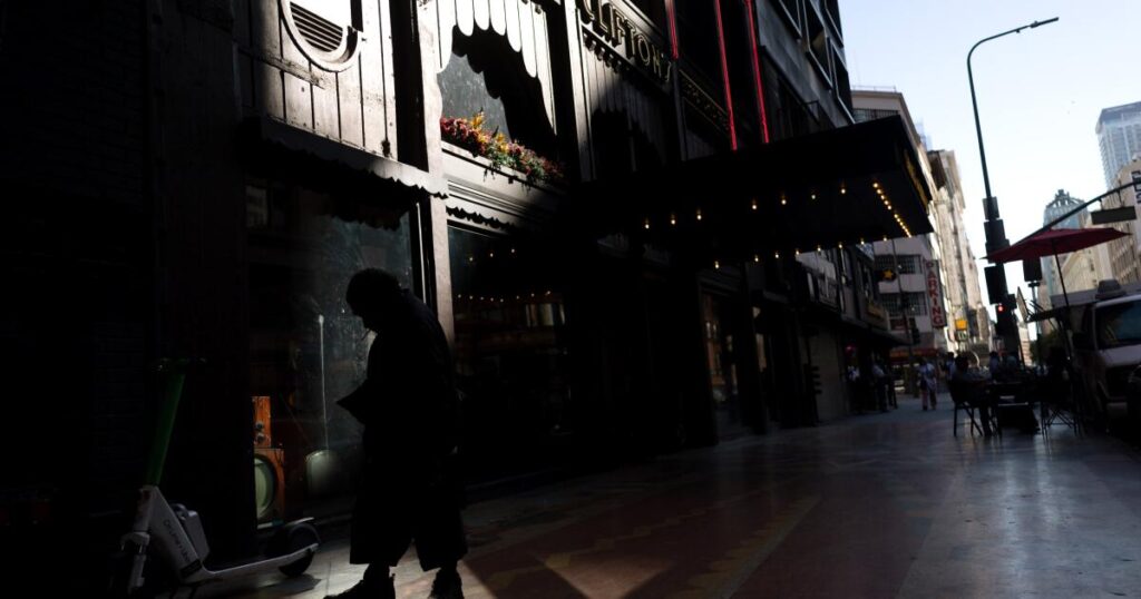 We should follow the example of the original Clifton’s owner, who treated everyone fairly