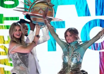 A major fail on live TV put a target on this pop star’s back. Winning ‘The Masked Singer’ might erase it