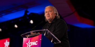 Steve Bannon wins Supreme Court order likely to lead to dismissal of contempt of Congress conviction