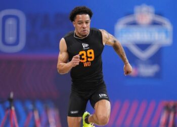 NFL draft: Chargers address their needs with speed, size and an O-line overhaul