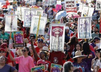 Families, union workers bracing for a crippling, historic LAUSD strike in exactly one week