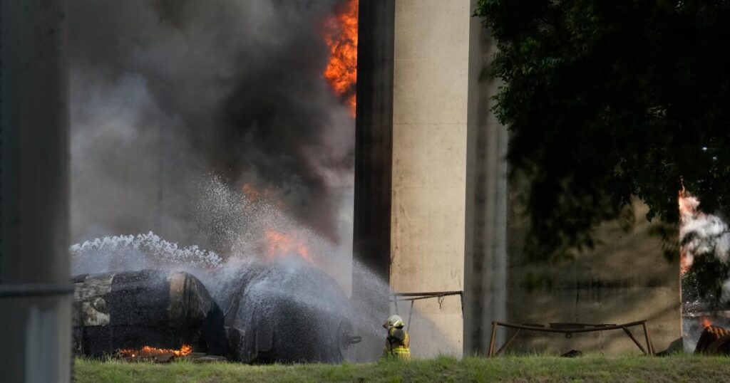 Bridge over Panama Canal closed after a truck explosion kills 1 person
